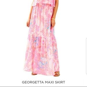 ISO this skirt size small!